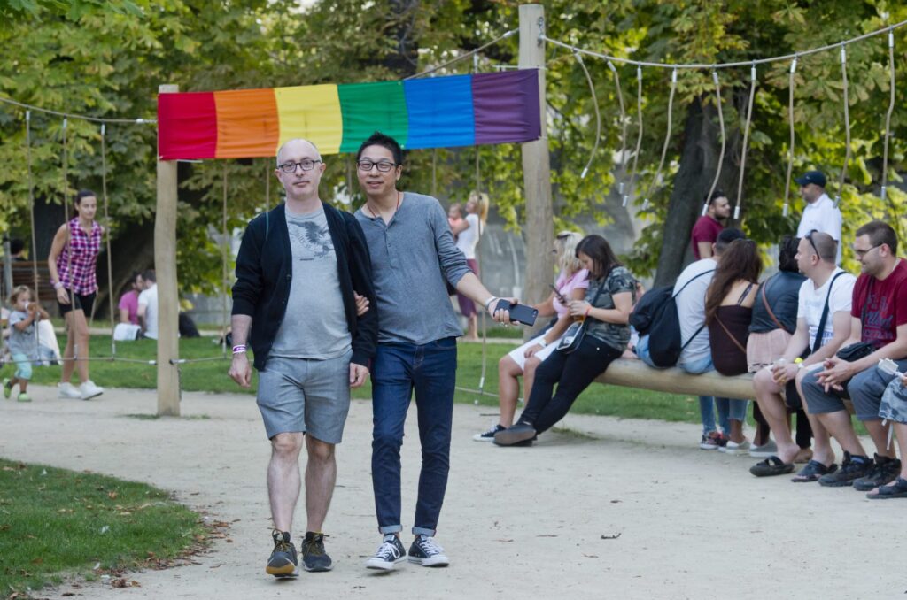 Unheard, Unseen, Unsafe: LGBTIQ+ Forcibly Displaced Persons in the Czech Republic